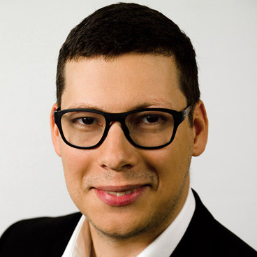 Nik Černomorský, Consulting Director, Deloitte